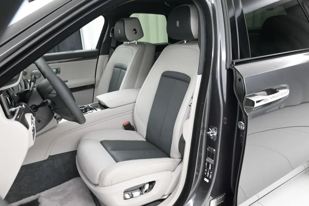 2023 BLACK BADGE GHOST