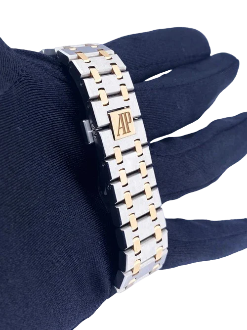 Audemars Piguet Royal Oak 15400SR White Dial Mens Watch Papers
