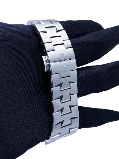 Vacheron Constantin Overseas 47040 Mens Watch With Papers
